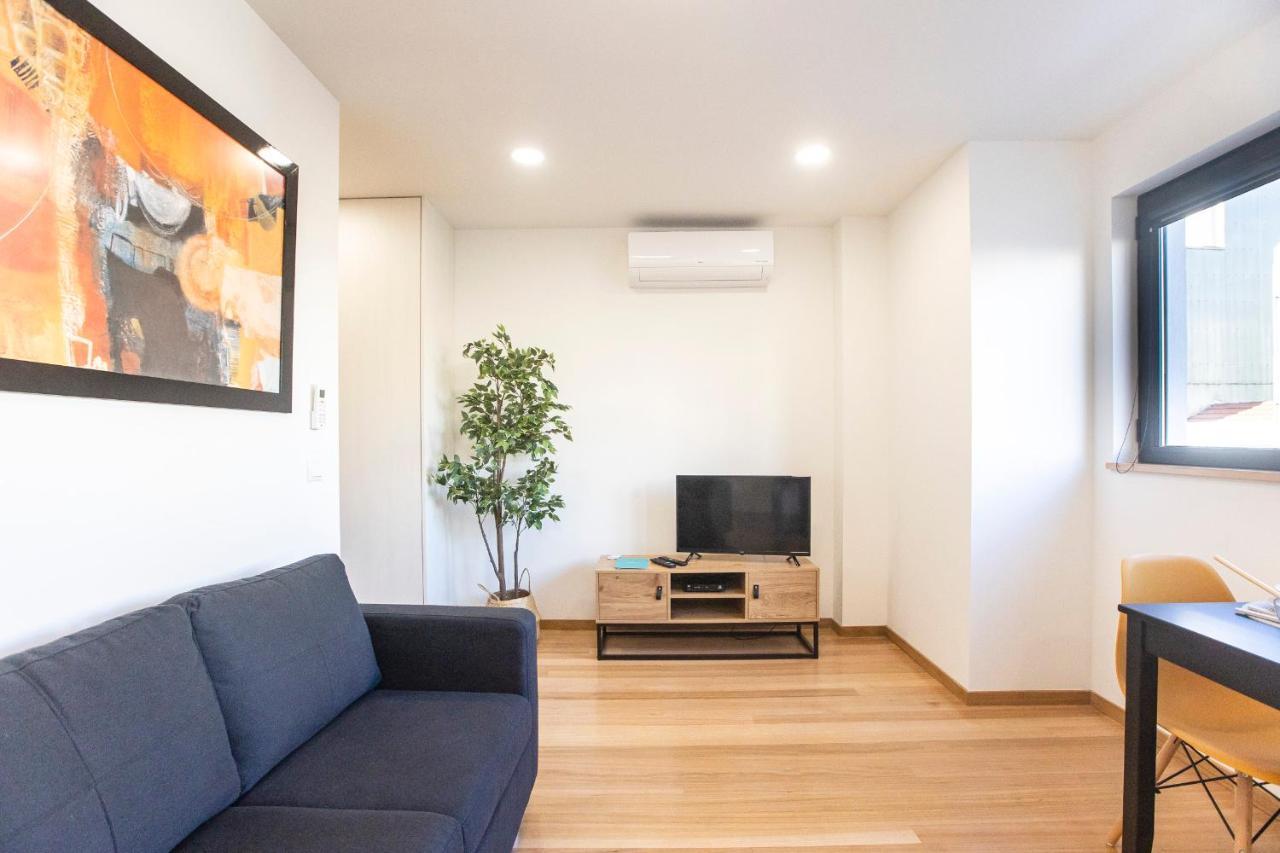 Homely Studio W/ Ac Near Marques By Lovelystay Porto Eksteriør billede