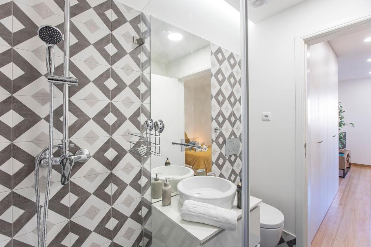 Homely Studio W/ Ac Near Marques By Lovelystay Porto Eksteriør billede