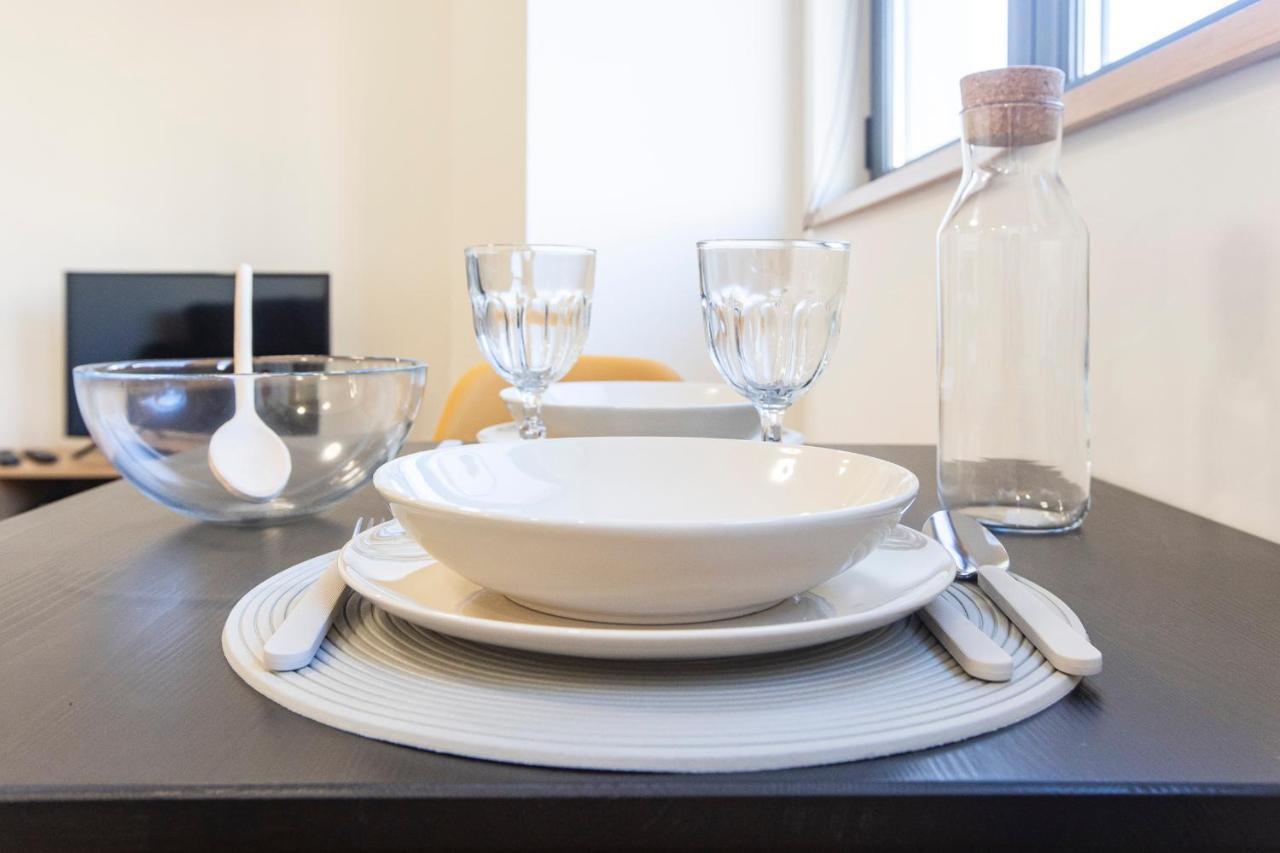 Homely Studio W/ Ac Near Marques By Lovelystay Porto Eksteriør billede