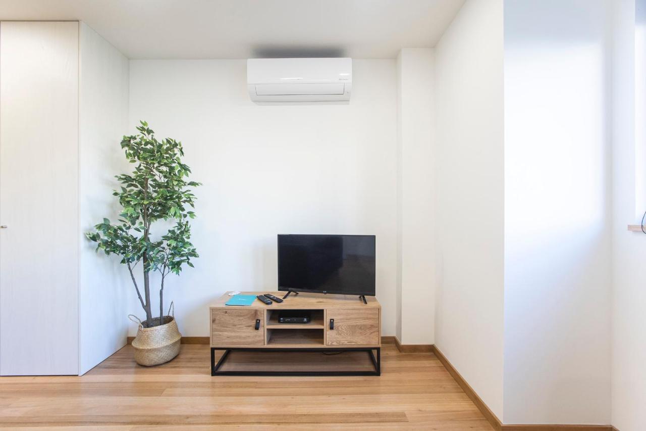 Homely Studio W/ Ac Near Marques By Lovelystay Porto Eksteriør billede